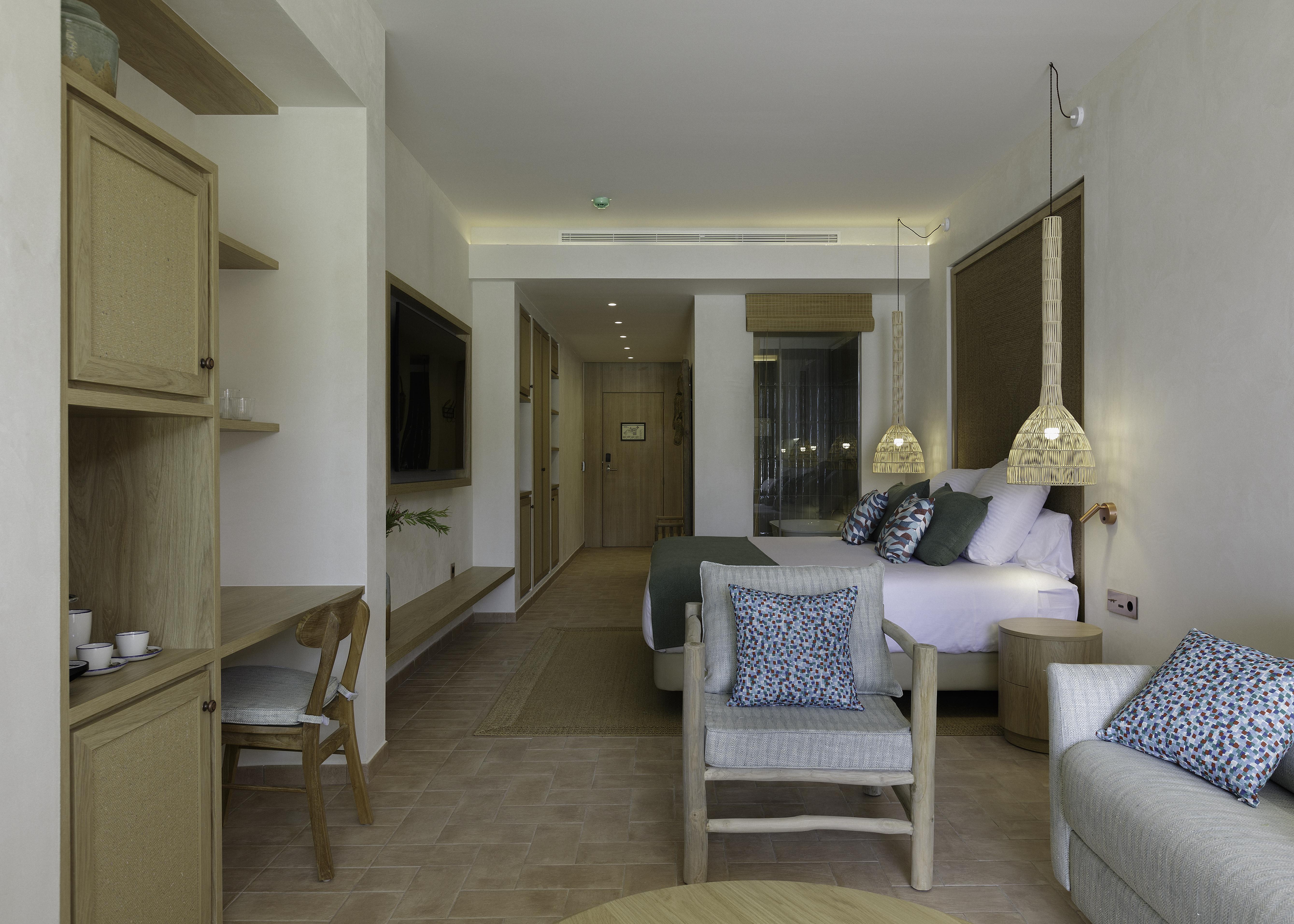 Cala San Miguel Ibiza Resort, Adults Only, Curio Collection By Hilton Port de Sant Miguel Exterior photo Deluxe Room