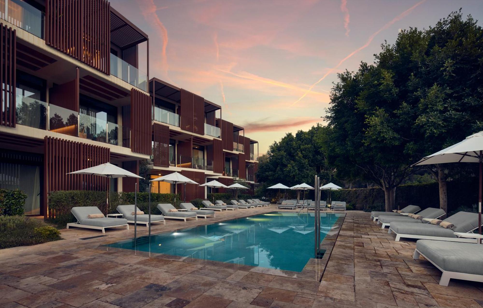 Cala San Miguel Ibiza Resort, Adults Only, Curio Collection By Hilton Port de Sant Miguel Exterior photo The hotel's pool