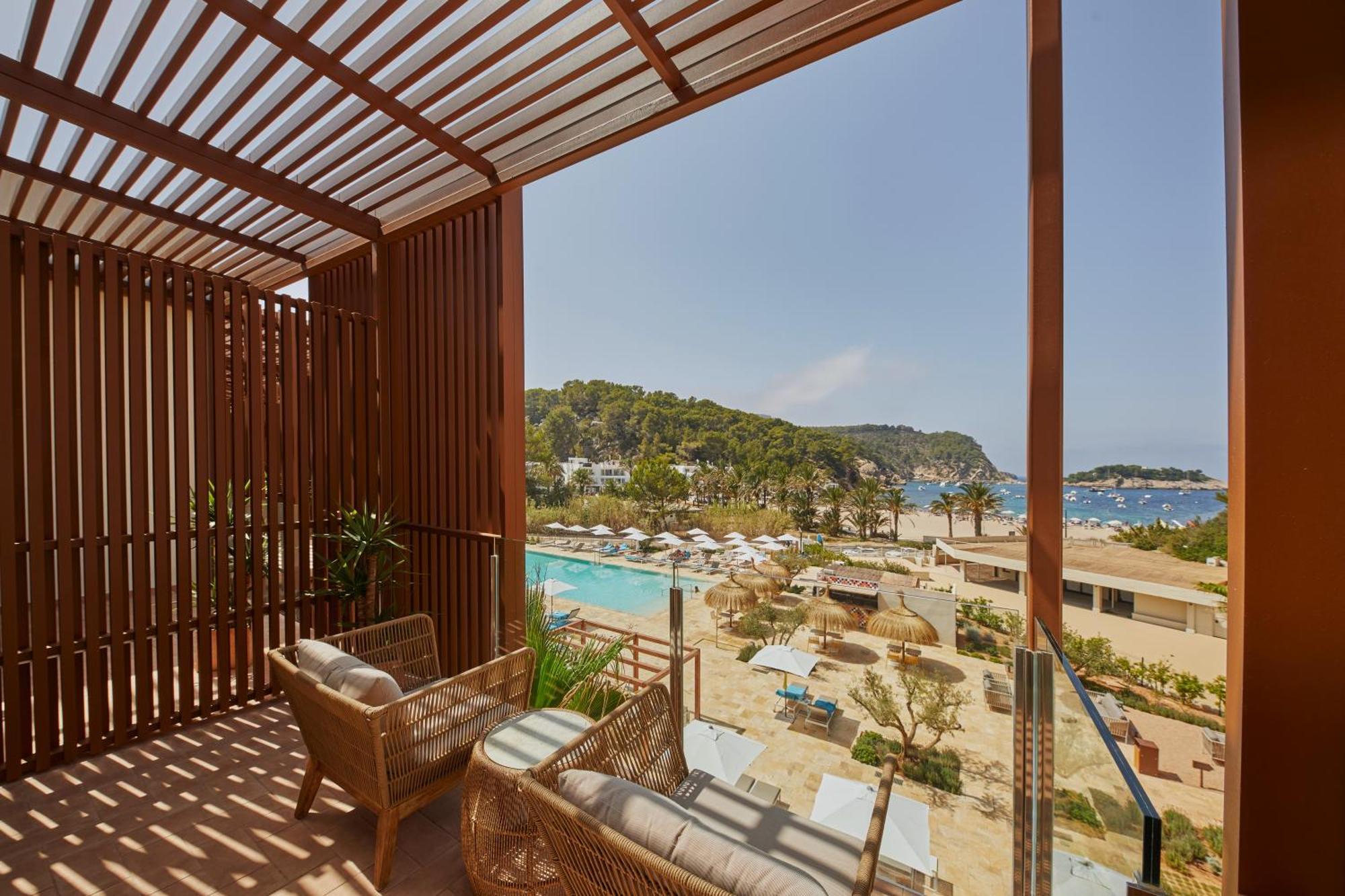 Cala San Miguel Ibiza Resort, Adults Only, Curio Collection By Hilton Port de Sant Miguel Exterior photo