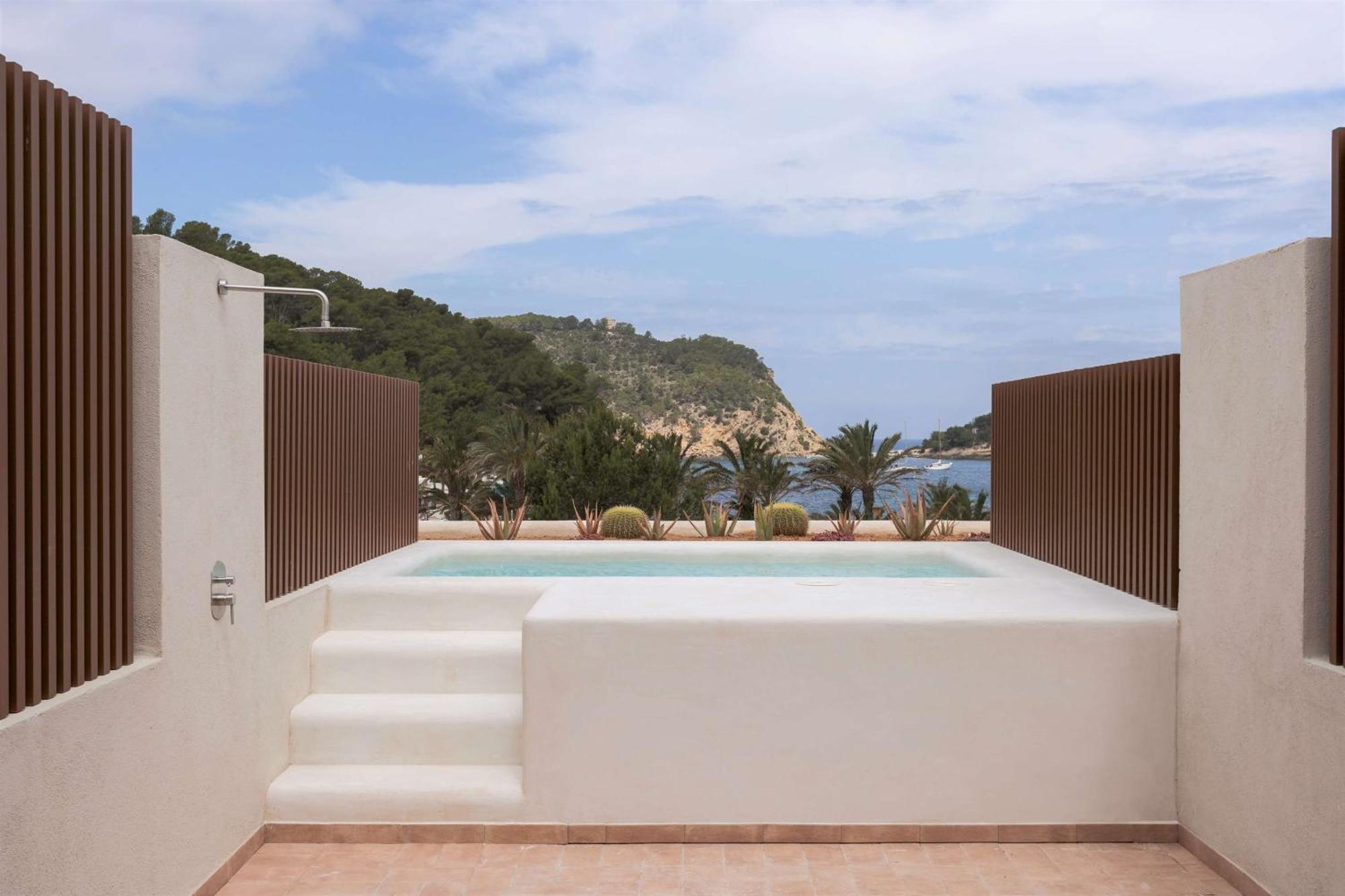 Cala San Miguel Ibiza Resort, Adults Only, Curio Collection By Hilton Port de Sant Miguel Exterior photo