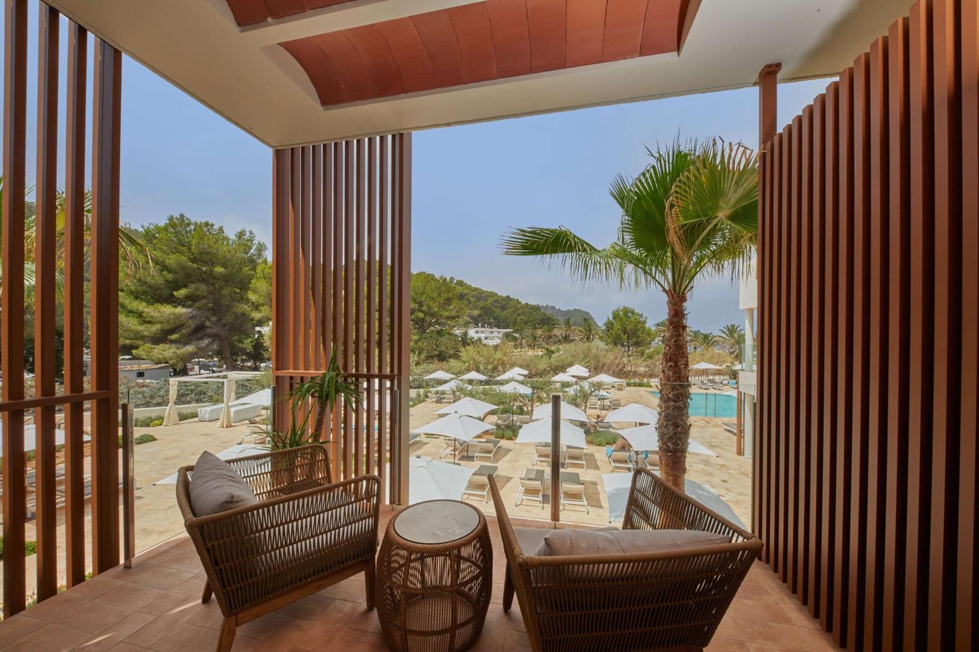 Cala San Miguel Ibiza Resort, Adults Only, Curio Collection By Hilton Port de Sant Miguel Exterior photo